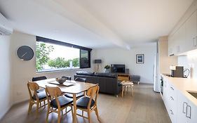 Chic 2-Bed Bridgeview Apartments Batemans Bay